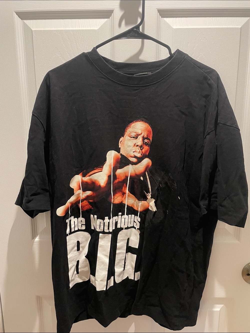 H&M Black Short-Sleeve Tee with White and Red-Orange Graphic